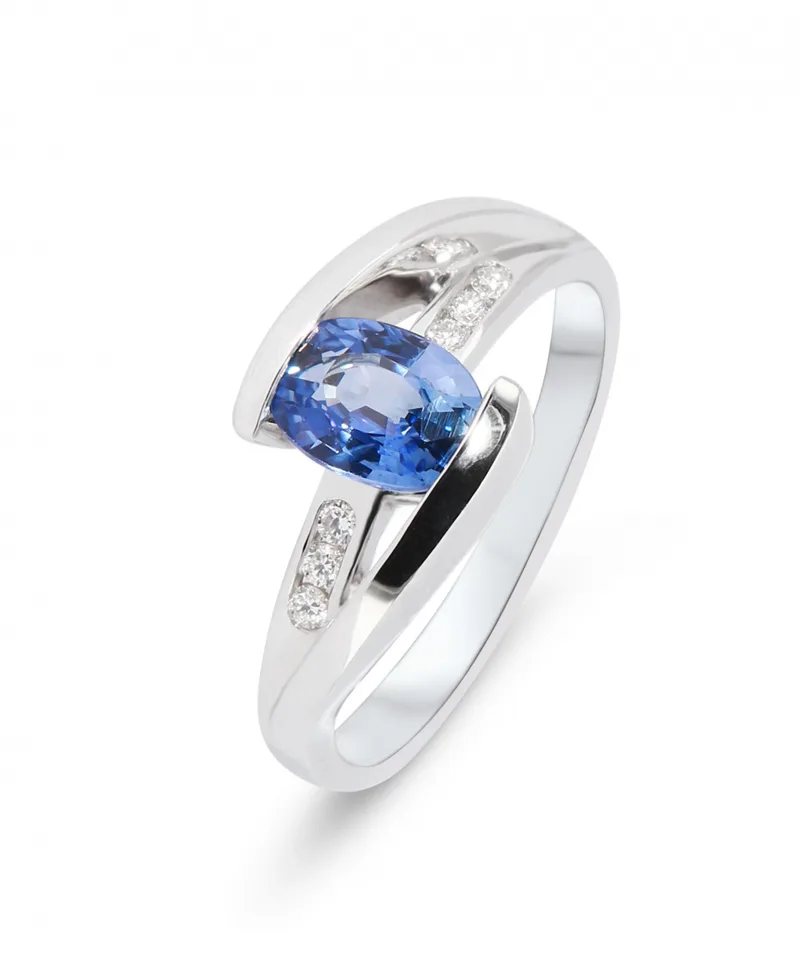 Bague Saphir Bleu de Ceylan Ovale 7x5 et Diamant en Or Blanc 750 pour femme - Bijoux Trabbia Vuillermoz